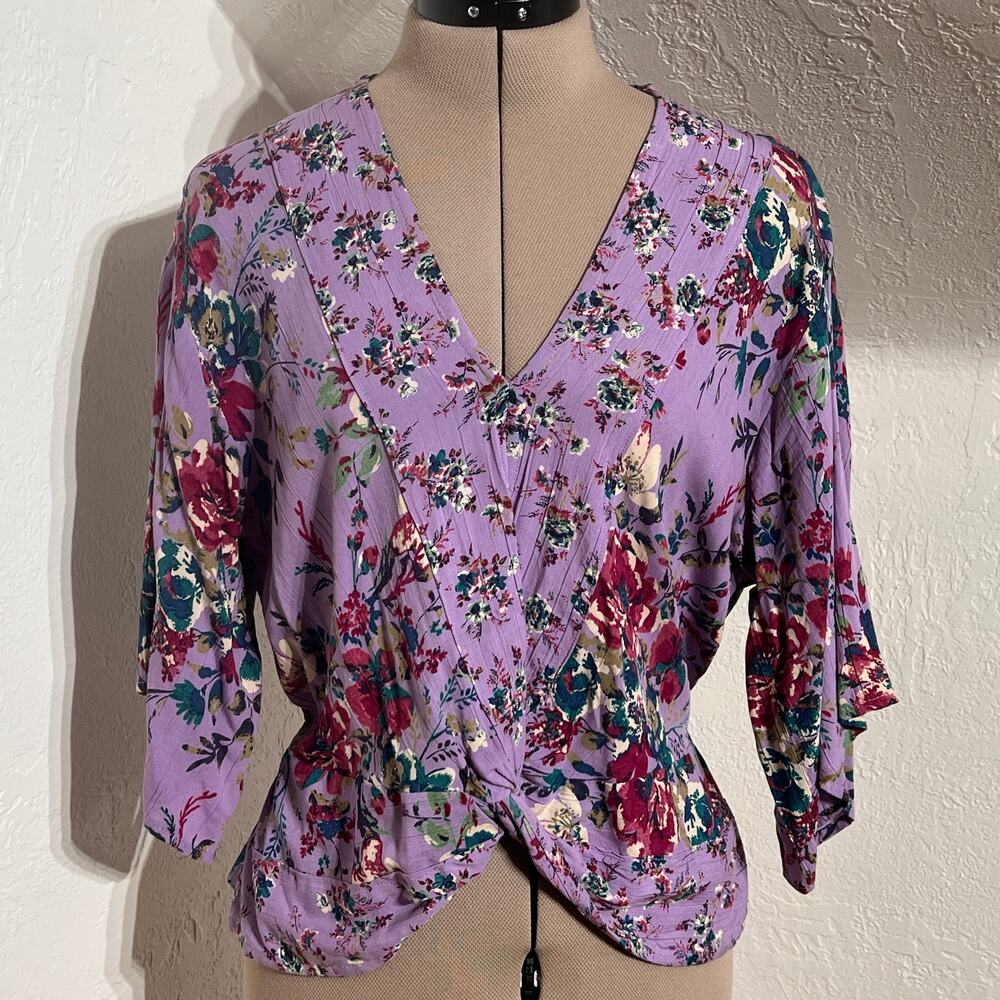 Lola P Floral Faux Wrap Blouse Top Small Purple Boho 3/4 Sleeve Indie Lavender